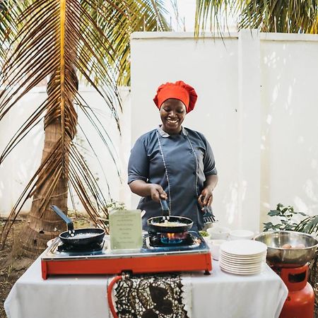 Antonio Garden Hotel Zanzibar Buitenkant foto