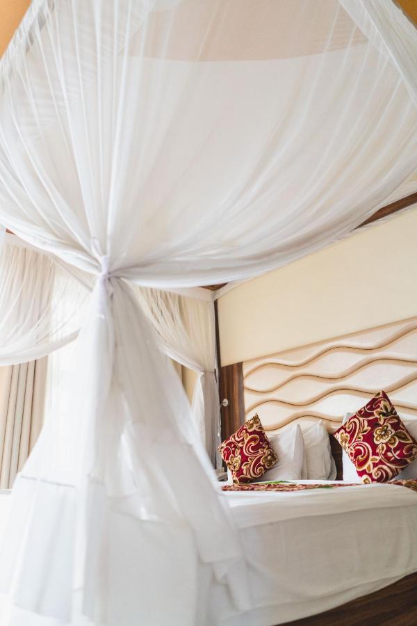 Antonio Garden Hotel Zanzibar Buitenkant foto