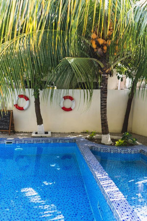 Antonio Garden Hotel Zanzibar Buitenkant foto